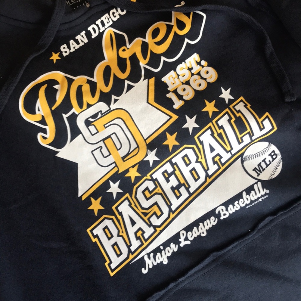 Adorable MLB Hoodie😍✨